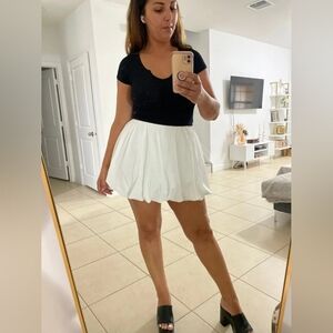 SHEIN White Bubble Mini Skirt for Night Out